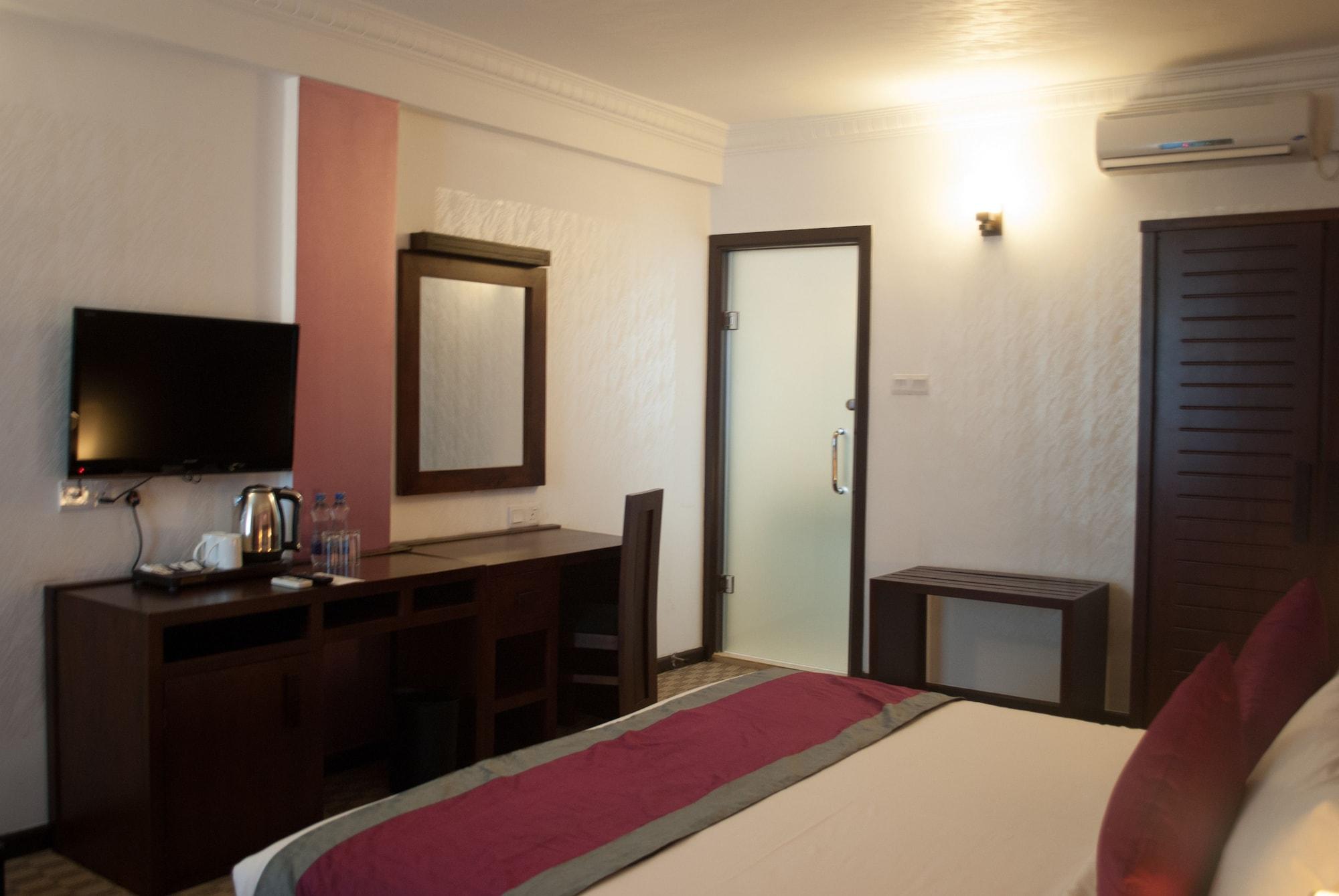 Ceylon City Hotel,Colombo Exterior photo